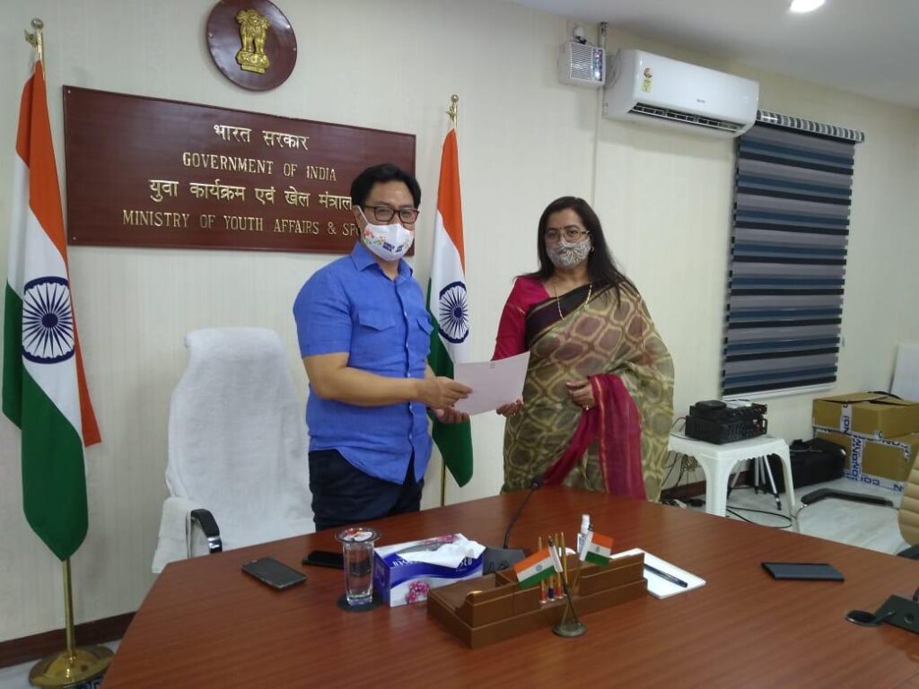 f4c73521 9b8d 4ace 80c6 b3cb64e9de8a