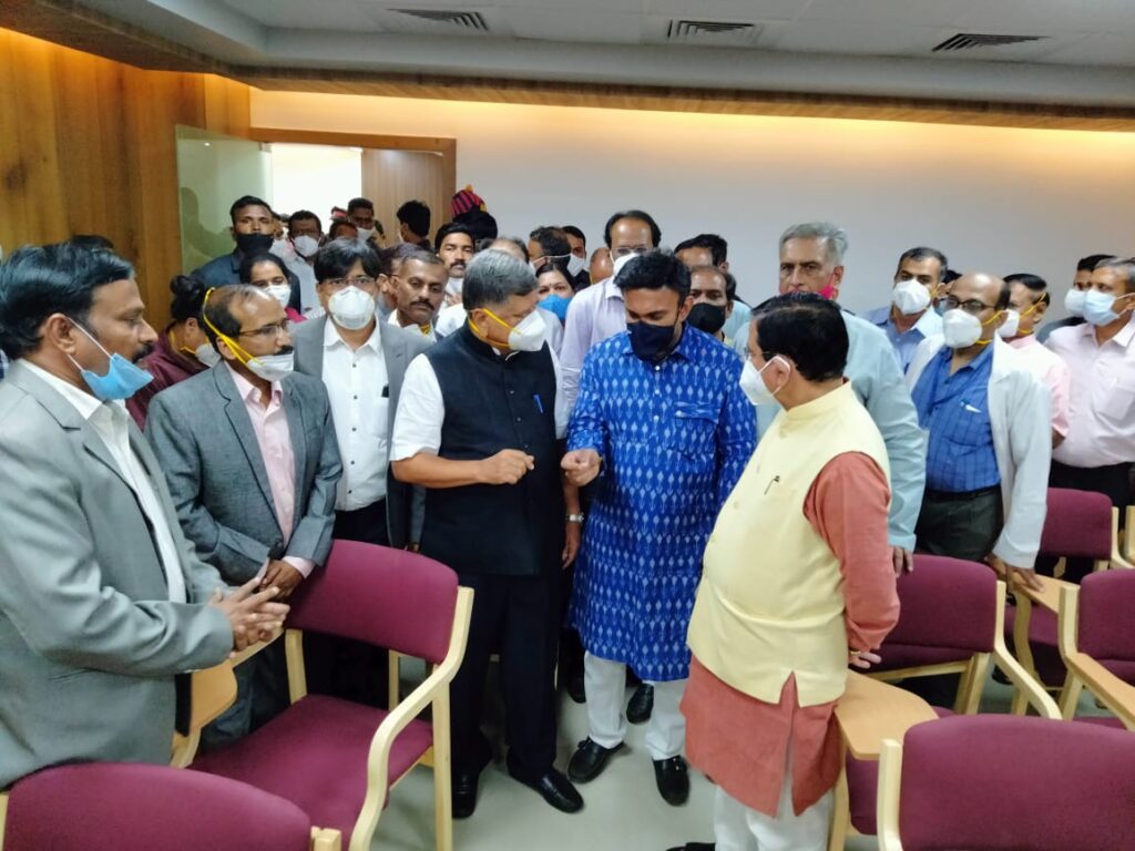 d4648661 fe63 46f4 af36 b5ff56557ea9