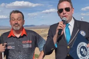 Blind driver breaks speed record in New Mexico