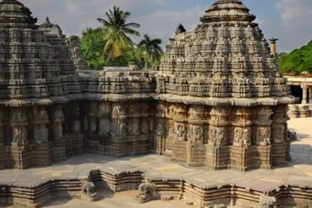 beluru halebidu